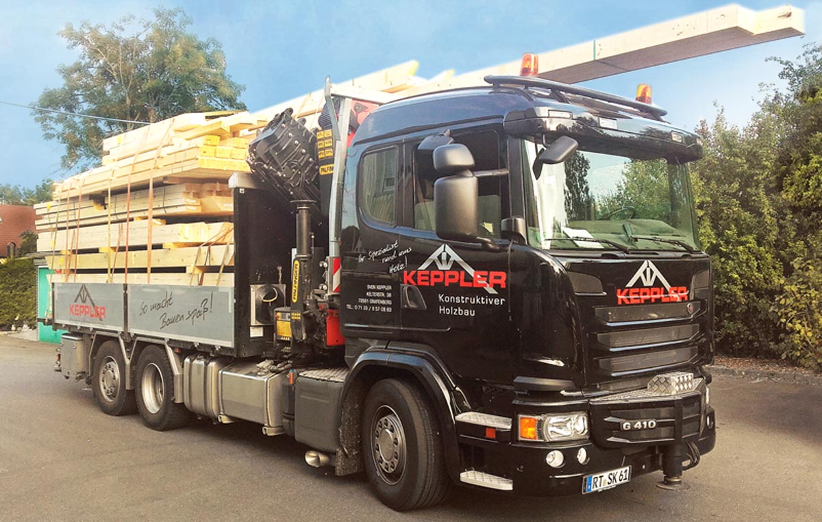 LKW mit Kran vorhanden für leichtes Arbeiten
